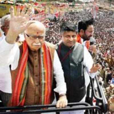 Create Telangana by Jan 1: Advani to PM