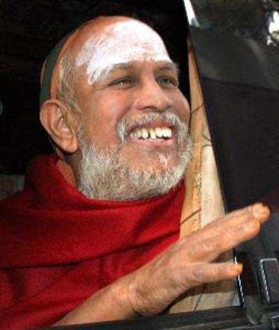 Kanchi seer Jayendra Saraswathi passes away