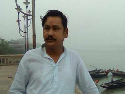 Trinamool Congress Councillor Chinmoy Barui allegedly hacked by BJP worker