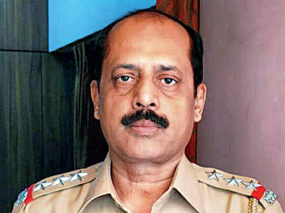 Sachin Vaze, who was embroiled in Khwaja Yunus's alleged murder case, reinstated in Mumbai Police