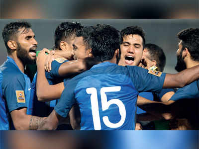 India maul Pakistan in SAFF Cup after Manvir Singh’s brace