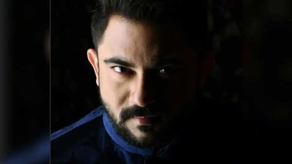 Complaint filed against actor Soham Chakraborty over film deal dispute