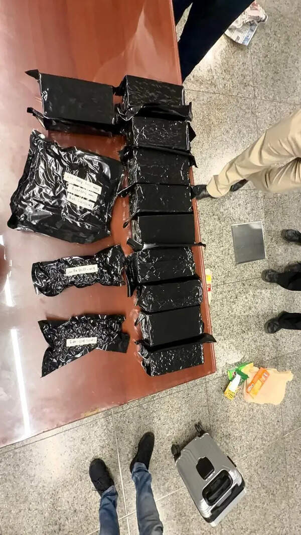 Man held at airport with ₹10.39cr weed