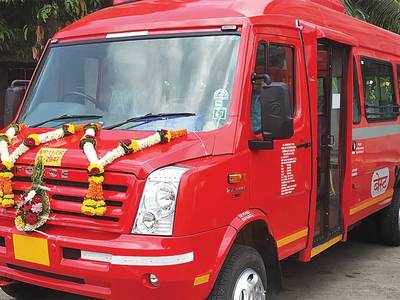 Month after launch, BEST's mini-AC buses earn Rs 20k per day