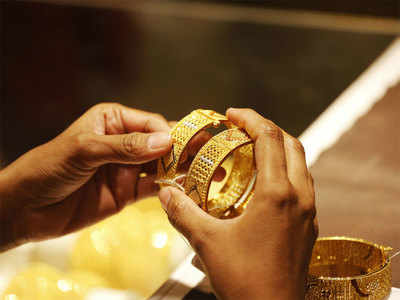 Mumbai: Juhu police unearth gold worth Rs 21 lakh from manhole
