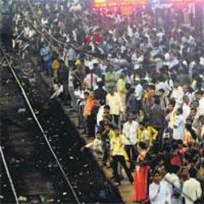 Wrong signal puts Panvel local in reverse gear