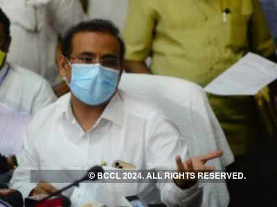 CM Uddhav Thackeray wants to start vaccination on May 1: Rajesh Tope