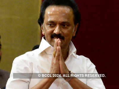 DMK asks cadres not to fall at leader's feet; Alagiri willing to accept Stalin as leader if he is re-inducted