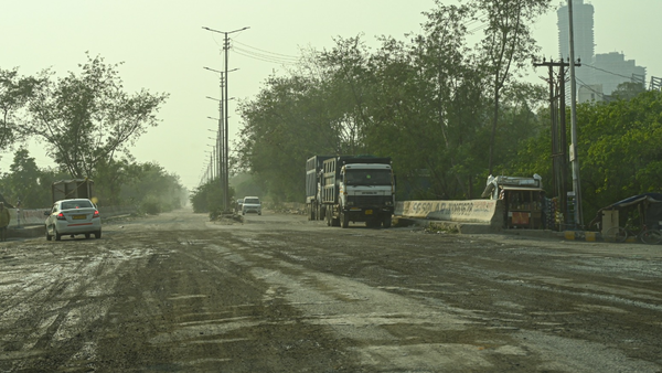 Big relief for commuters: Noida plans 10-lane Pushta Road, new link to ease Delhi–Jewar airport traffic; what we know