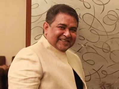 Actor Ashiesh Roy admitted to ICU; seeks financial help for treatment