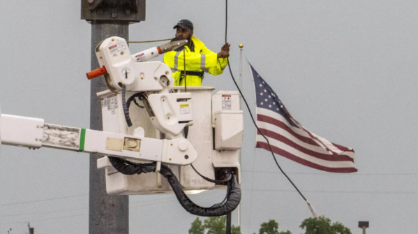 Powerful storm in Texas: Outages, flooding, strong winds bring ...