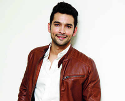 Diganth makes small screen debut