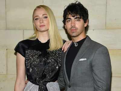 Photos: Joe Jonas and Sophie Turner enjoy their honeymoon in the Maldives