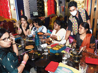 As footfall dips, several food outlets shut down