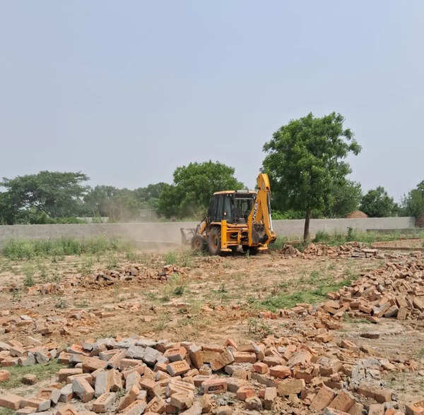 Anti-encroachment drive by GNIDA frees 40k sqm of notified land in Bhanauta