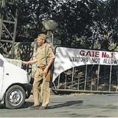 No armed personnel on Film City's gates