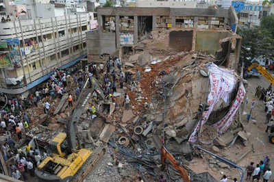 Six people killed in hotel building collapse in Secunderabad