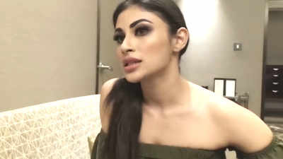 Jacqueline Ki Chut Marne Wali - Mouni Roy talks about article 377 at the BTFW | Lifestyle - Times of India  Videos