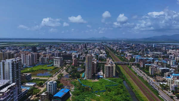 16,400 applicants for 2,640 affordable homes in Mumbai; Maharashtra housing authorities see massive surge in demand in 2026