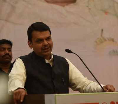 Maharashtra: Farmers meet CM Devendra Fadnavis, call off two day strike