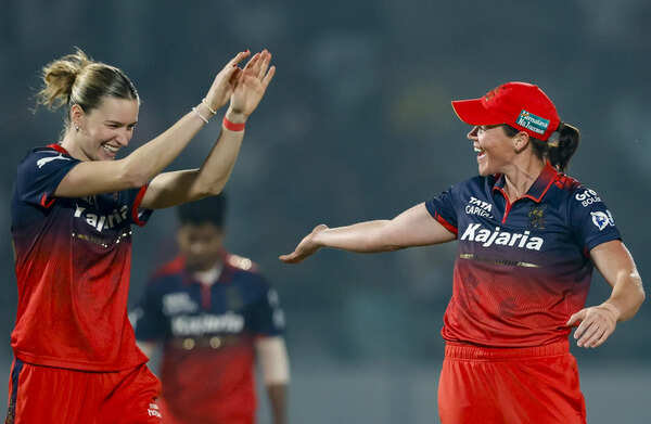 WPL: RCB bank on belief and balance as Lauren Bell praises team effort