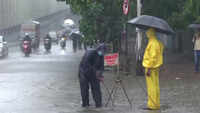 Heavy rain lashes Mumbai, downpour to continue for 2 days 
