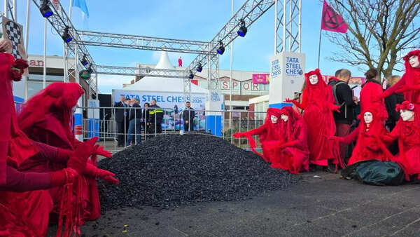 ‘No chess on a dead planet’: Massive protest disrupts Wijk aan Zee tournament in Netherlands - Watch