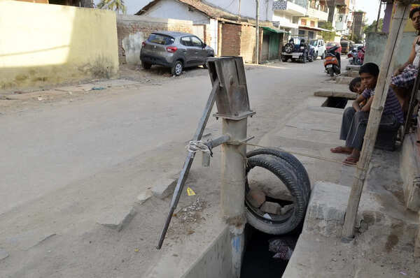 RMC initiates emergency measures as 220 hand pumps, 25 tube wells run dry