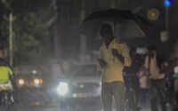 Stormy spell cools Gurgaon, expect more rain, gusty winds for two more days