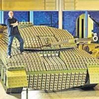 Eggstraordinary! Tank made from over 5,000 egg cartons!