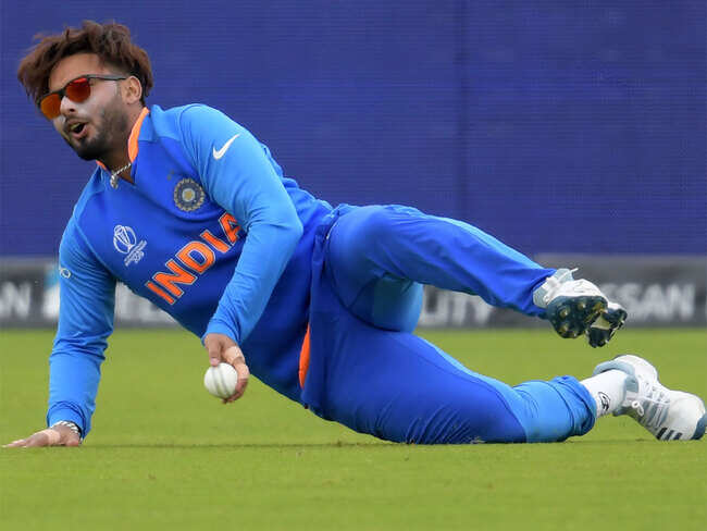 World Cup 2019: Rishabh Pant needs to improve his throwing technique, says fielding coach R. Sridhar