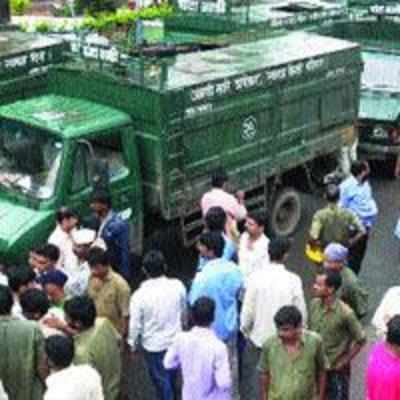 Ghanta gadi workers' laid back attitude irks corporators