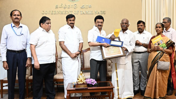Stalin presents Kalaignar award to M Selvarasan