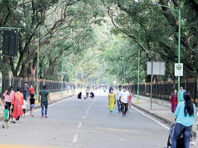 Requesting motorists: ‘Pradakshiney Haaki’