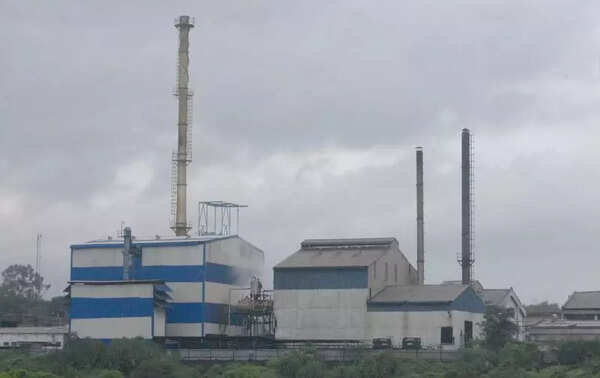 Industries seek relief from minister Samant as flow meter shortage stalls piped gas connections in Waluj MIDC amid fuel crisis