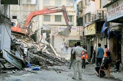 Two killed as portion of 5-storey building collapses in Mumbai