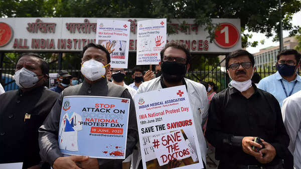 How violence against doctors changed their prescription