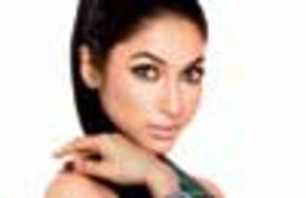 Mouli wants to marry Mazhar