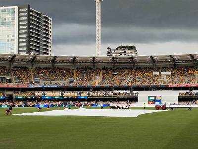 India vs Australia, 4th Test: India 62/2 on rain-hit Day 2, trail Australia by 307