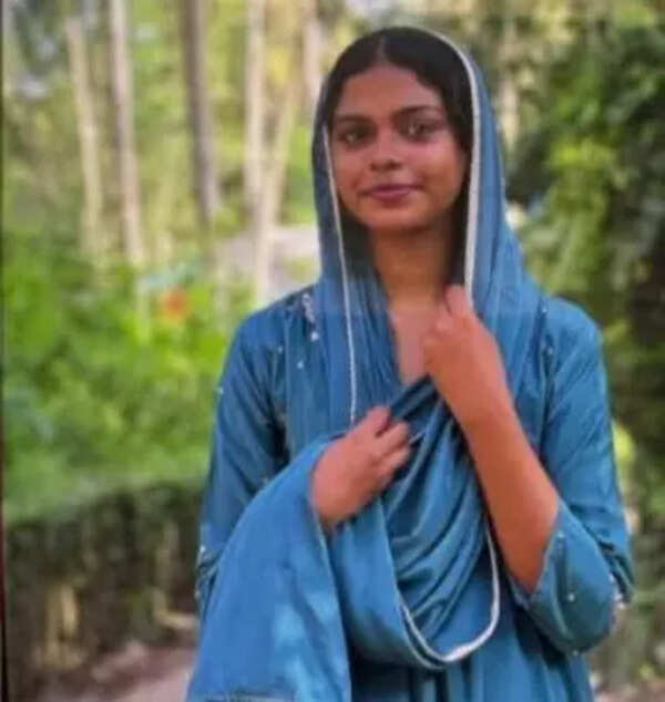 Kozhikode teen murder: Cops recover three phones
