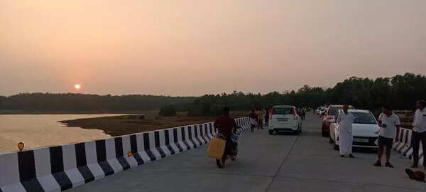 Bridge turns into tourist attraction in Chikkamagaluru