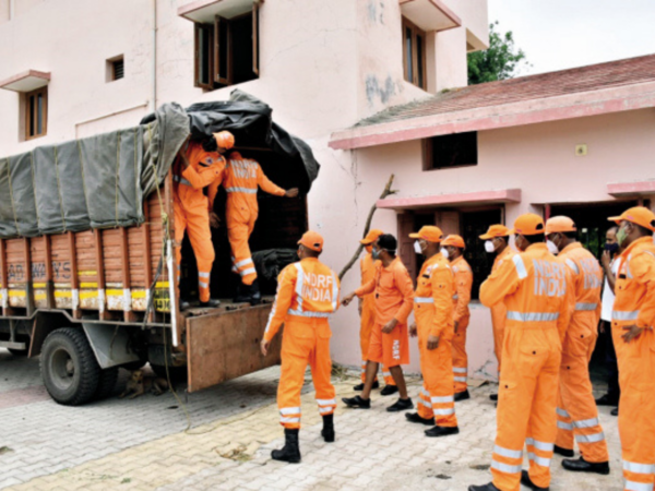 3,233 shifted to safer places in Surat, 40 villages on alert