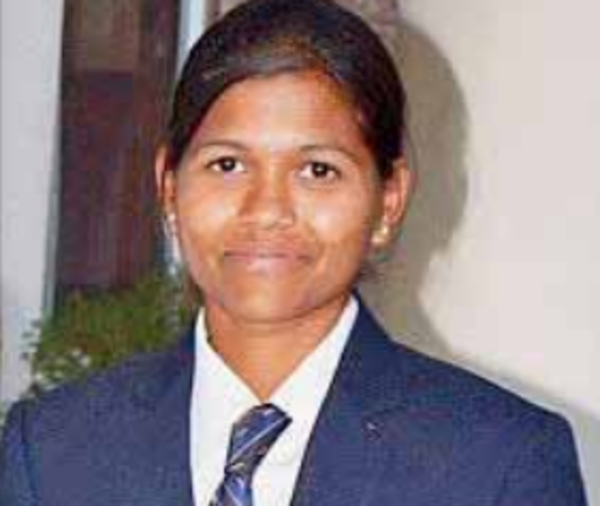 Meet world's youngest girl to climb Mt Everest