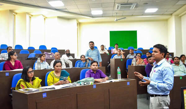 Ghaziabad taps private school staff for Census house listing
