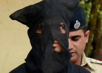 Ten years' rigorous imprisonment to father for raping minor daughter