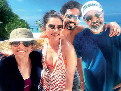 Rakul Preet Singh is in the Maldives to ring in parents’ anniversary