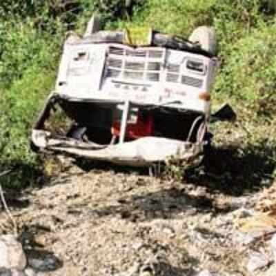 22 die as bus falls into gorge in Uttarakhand