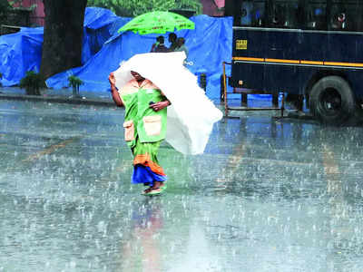 Tap The Chatter: What has been your favourite/ worst experience during the rain in the city?