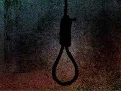 Kerala: Woman, in jail for murdering her parents and daughter, commits suicide