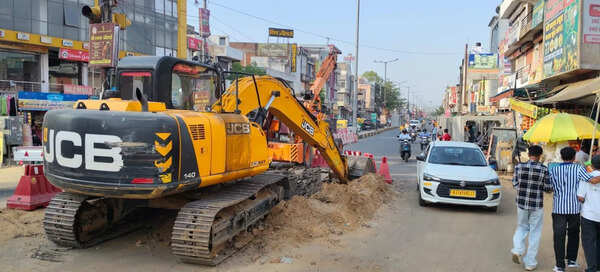 Traffic resumes on Khatipura Road, to run on single flank in phases